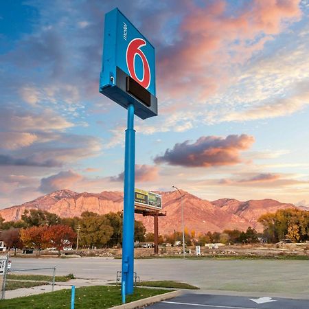 Motel 6 Ogden, Ut- Downtown Extérieur photo