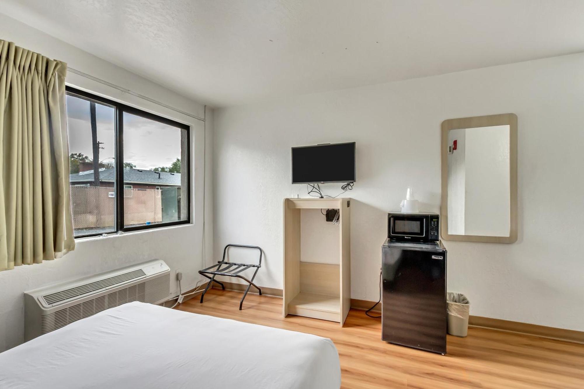 Motel 6 Ogden, Ut- Downtown Extérieur photo