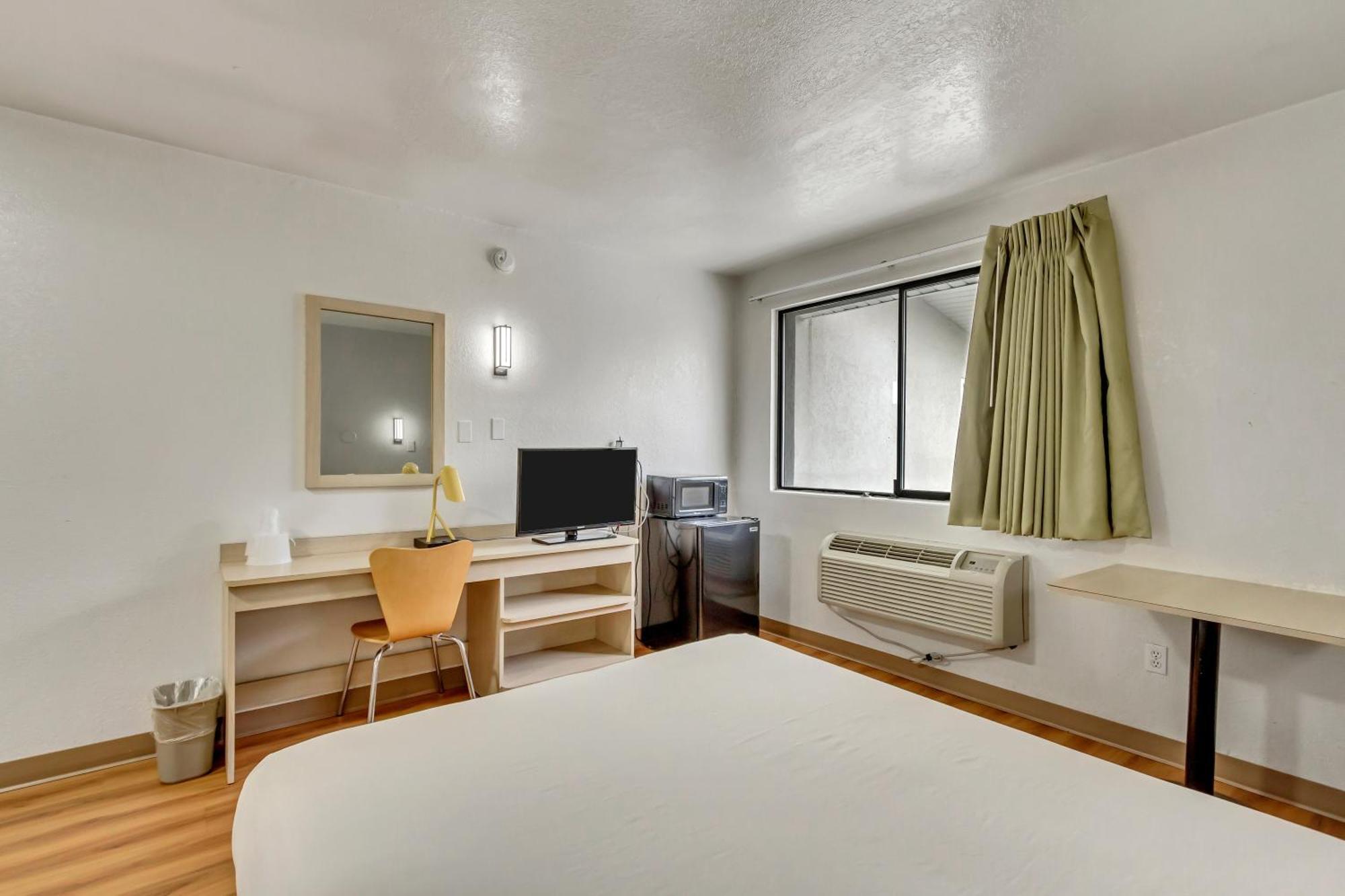 Motel 6 Ogden, Ut- Downtown Extérieur photo